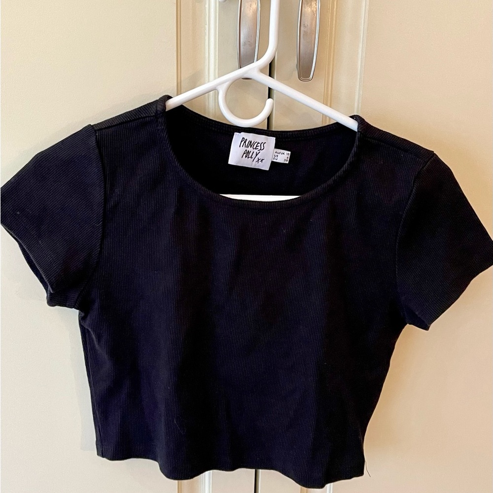 Princess Polly bundle, preowned, halter, black tee, black cover up. Size 6.
